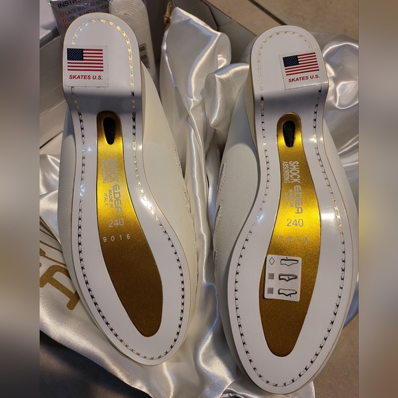 Edea Piano 240C - Picture 4 of 5